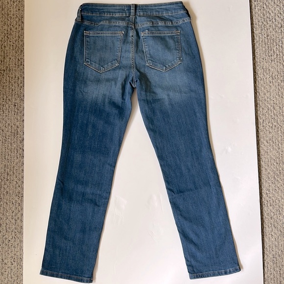 Sonoma women’s straight mid rise blue jeans. Size 4PR. With tags, never worn. - Picture 2 of 3